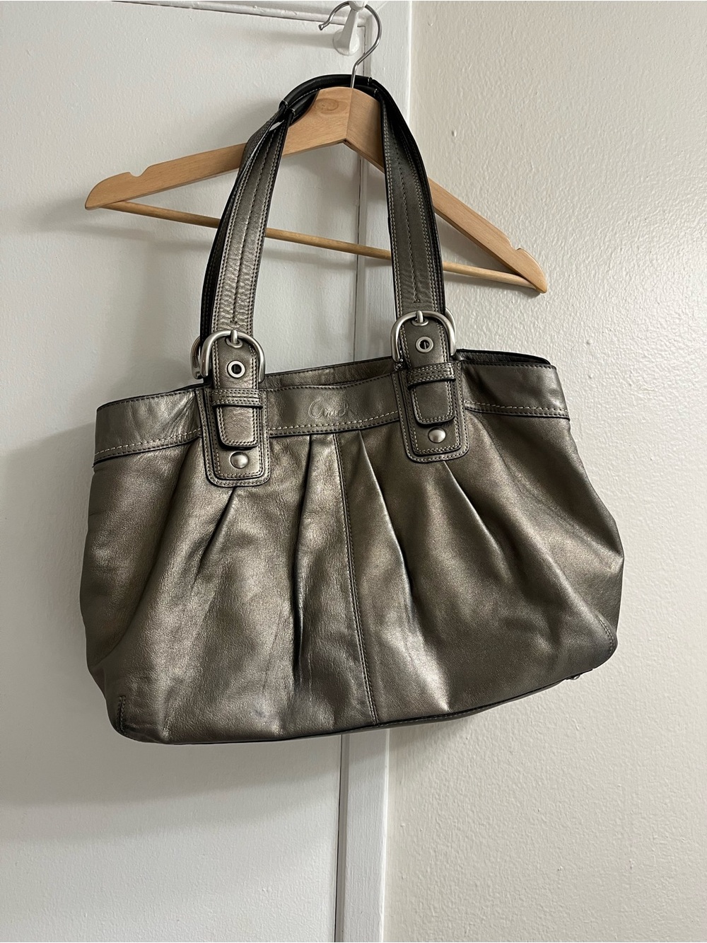 Y2K Coach Metallic Gunmetal Leather Shoulder Bag